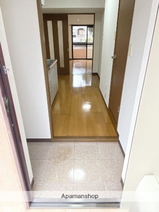 ラピスグランの玄関