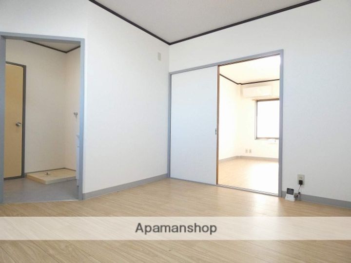 ハイツ球場の内装