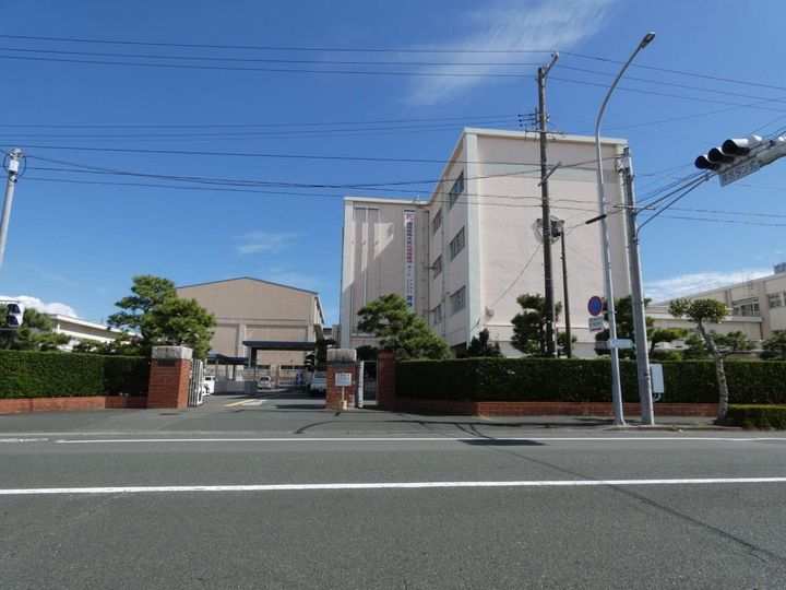 マンション芳舟Ⅰの周辺