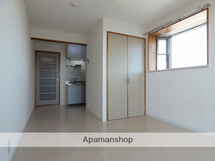 田畑ハイツ上の段の内装