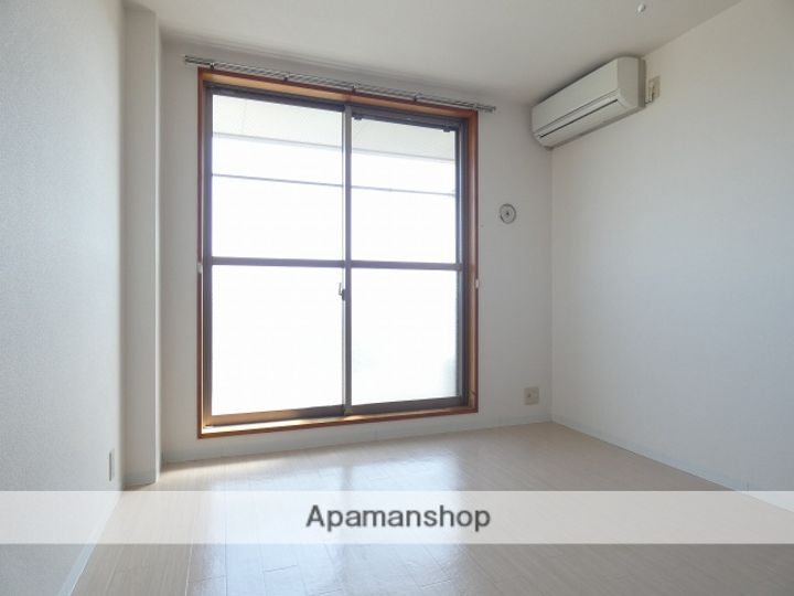 田畑ハイツ上の段の内装