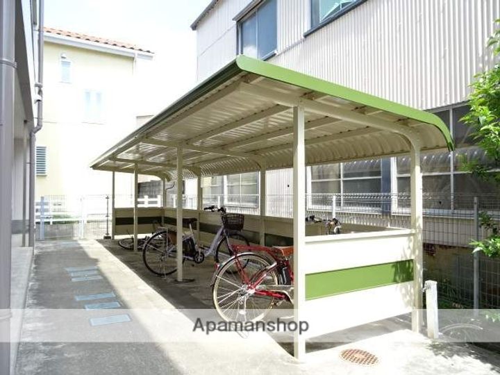 田畑ハイツ上の段の外観