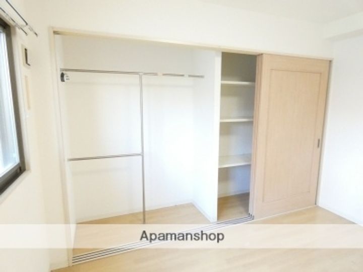 ビアン・カリテのその他画像