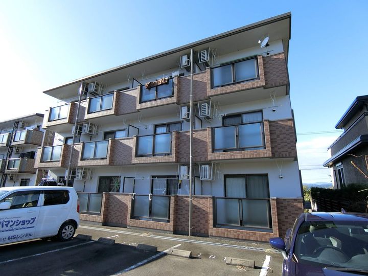 SUNRISE三番館の外観