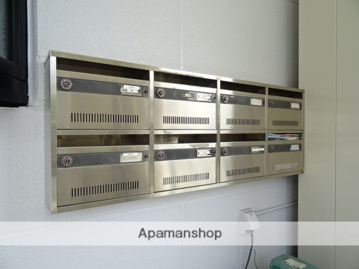 フラットエスBの外観