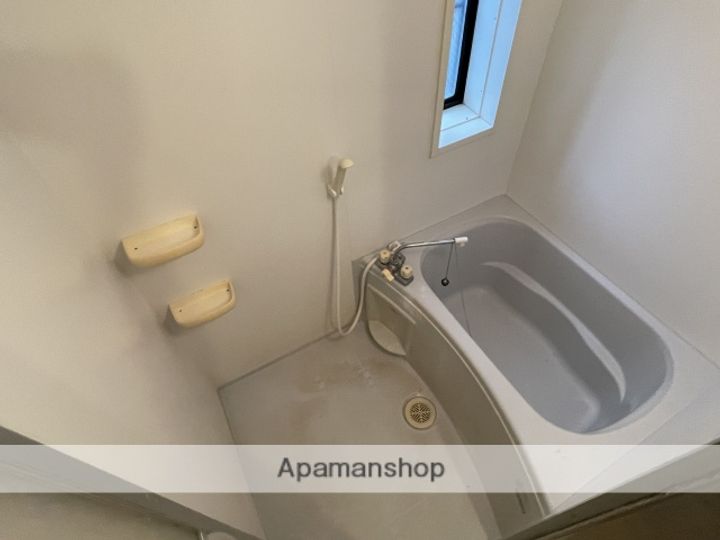 カサベルデAの風呂