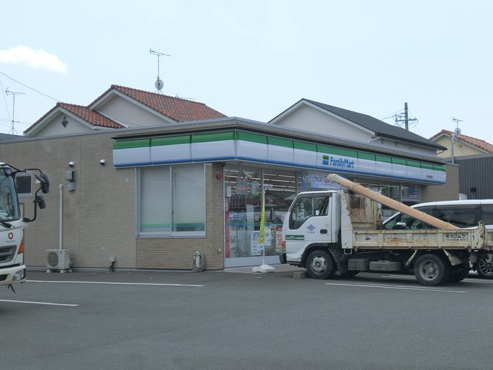 ジュビロの周辺
