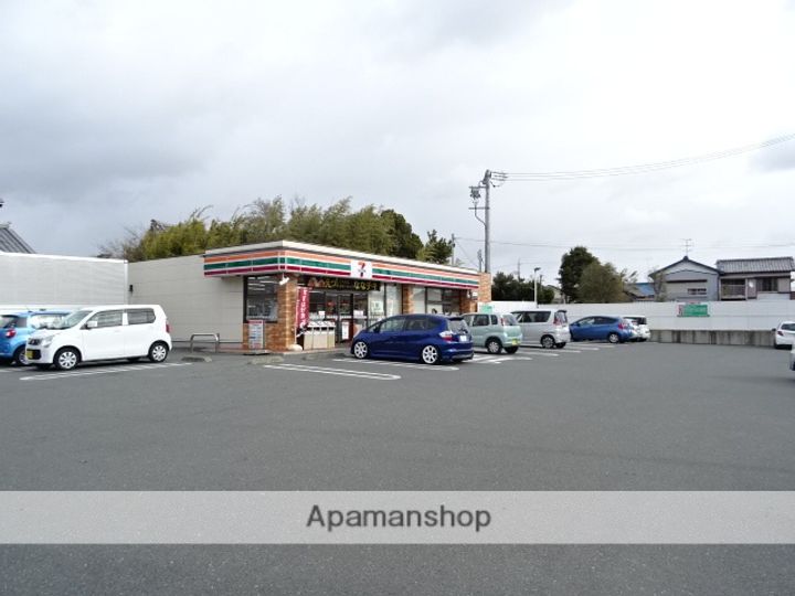 カーサ・カンパーナ101の周辺