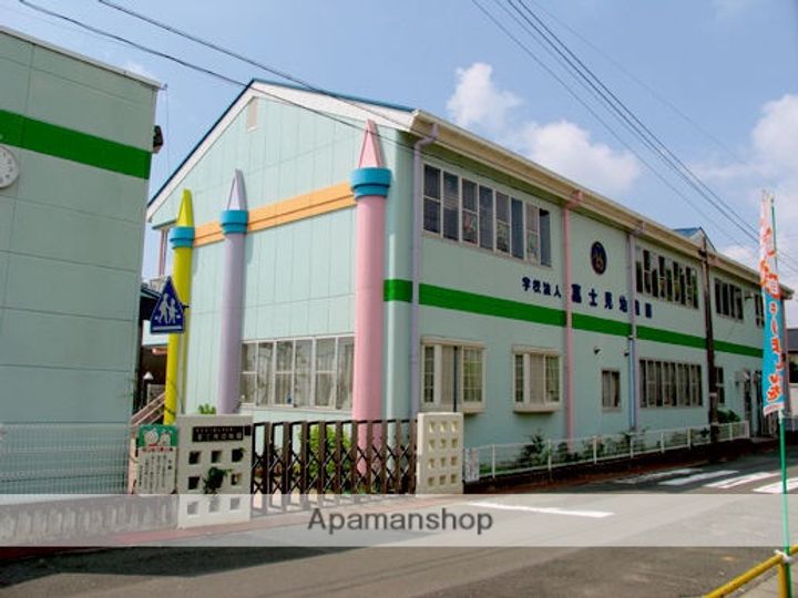 ヘリオスの周辺