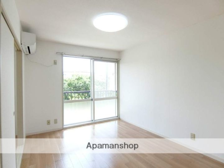 サンモール一番館202の内装