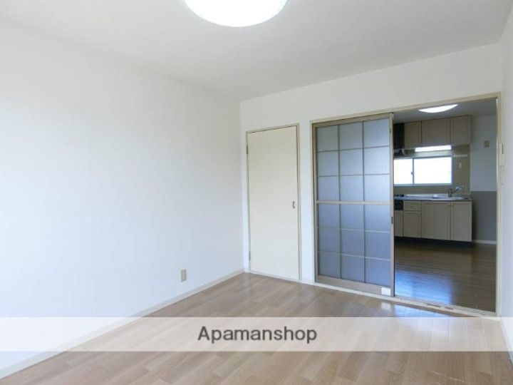 サンモール一番館202の内装