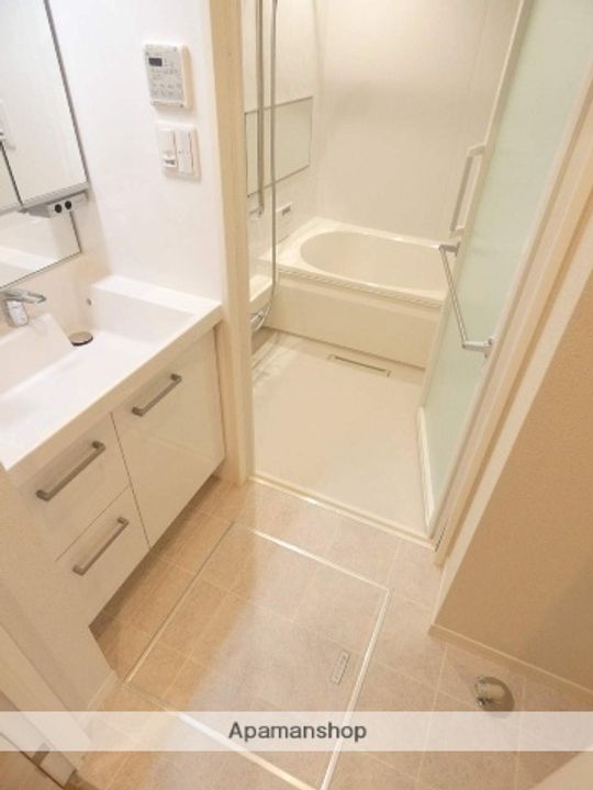 グレイスリー御厨の内装