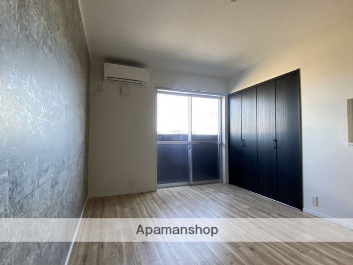 ガレージハウスコスモBの内装