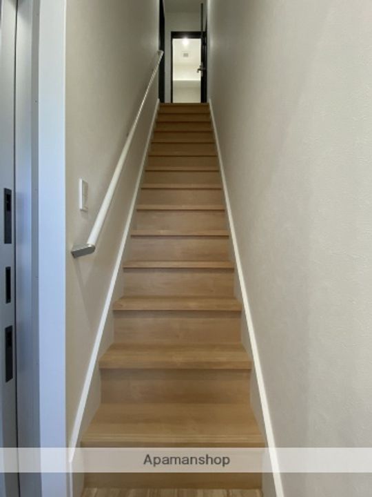 ガレージハウスコスモBの内装