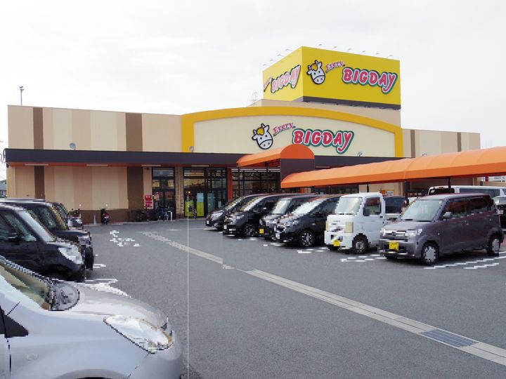 ハルモニアの周辺