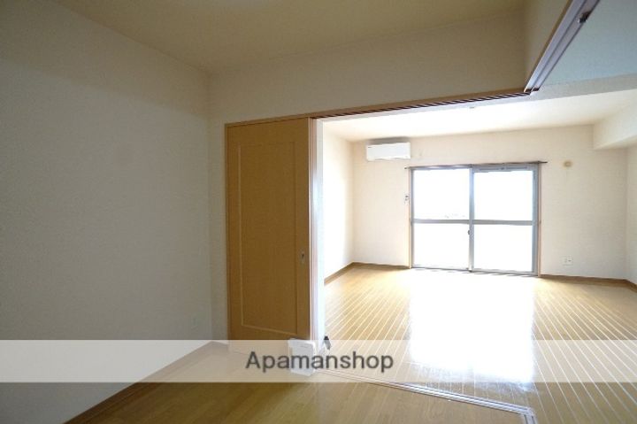 静岡県袋井市愛野南2丁目の賃貸マンションの内装