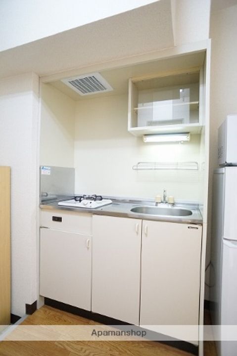静岡県袋井市旭町2丁目の賃貸マンションのキッチン