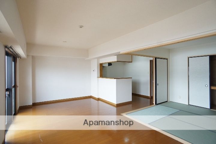 静岡県袋井市愛野東1丁目の賃貸マンションの内装