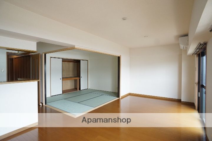 静岡県袋井市愛野東1丁目の賃貸マンションの内装