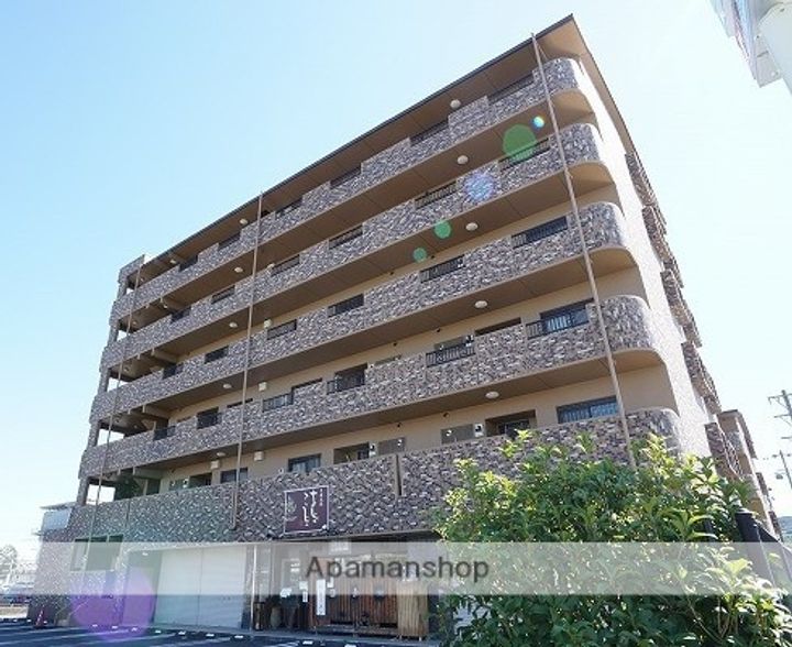 静岡県袋井市愛野東1丁目の賃貸マンションの外観