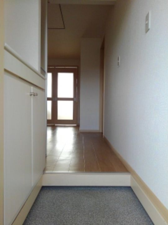 ベルデUIの玄関