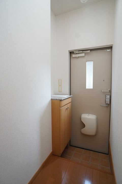 ラークヒルズの玄関
