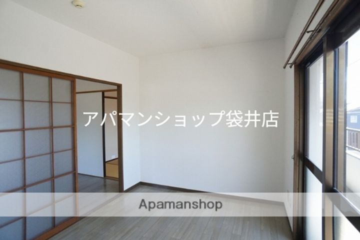 ラ・プリマベーラ205の内装