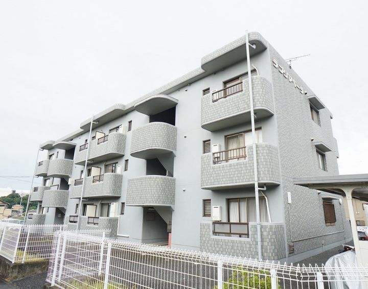 ラ・プリマベーラ205の外観