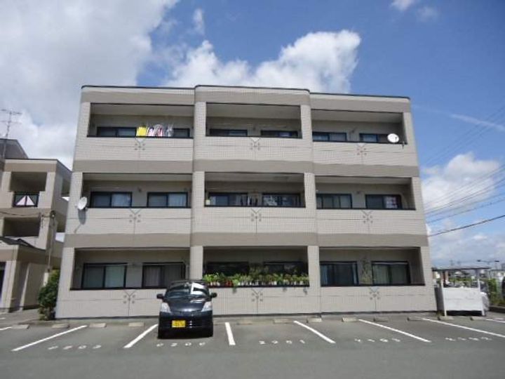 エクセレンスガーデンⅡの外観