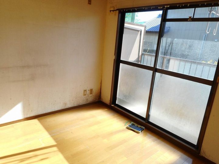 静岡県浜松市浜名区中瀬の賃貸マンションの居間