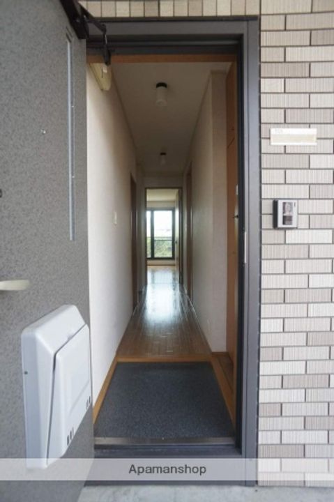 静岡県浜松市中央区豊町の賃貸アパートの玄関