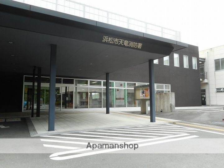 ルーチェ302の周辺