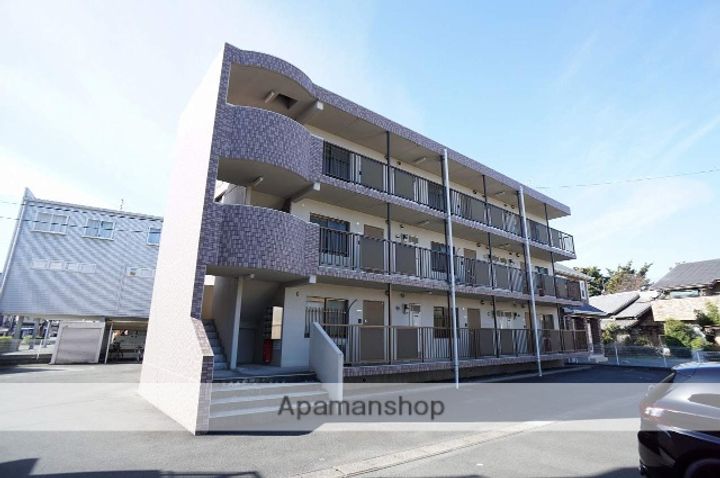 静岡県浜松市浜名区中条の賃貸マンションの外観