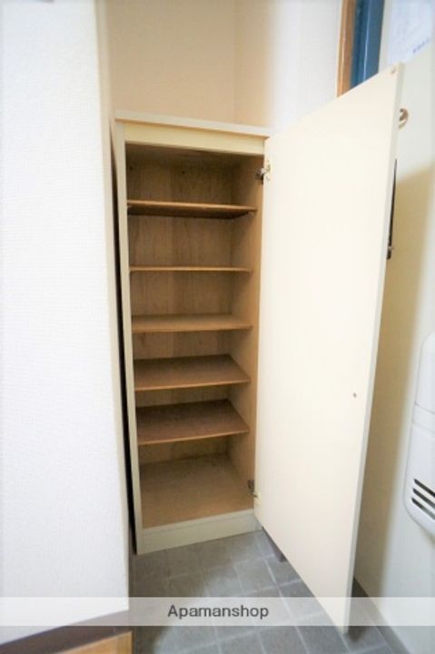 静岡県浜松市中央区半田山1丁目の賃貸マンション202の内装
