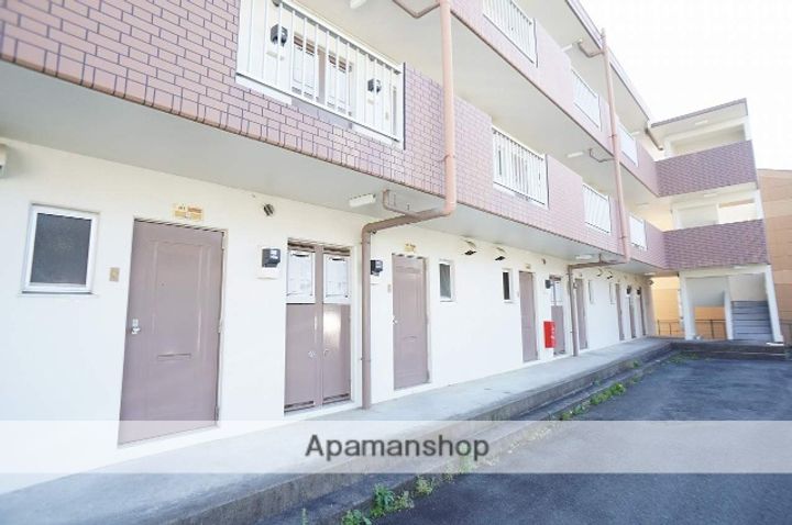 静岡県浜松市浜名区中条の賃貸マンション202の外観