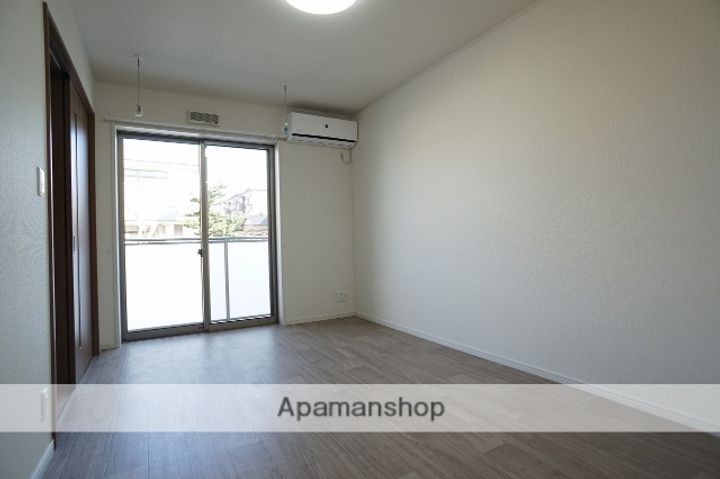 静岡県浜松市浜名区中条の賃貸マンションの内装