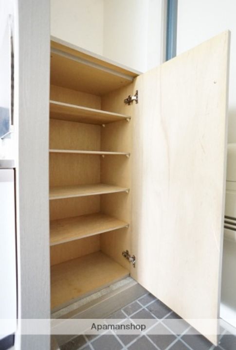 静岡県掛川市高御所の賃貸マンションの内装