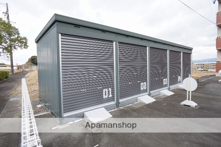 静岡県掛川市高御所の賃貸マンションの外観