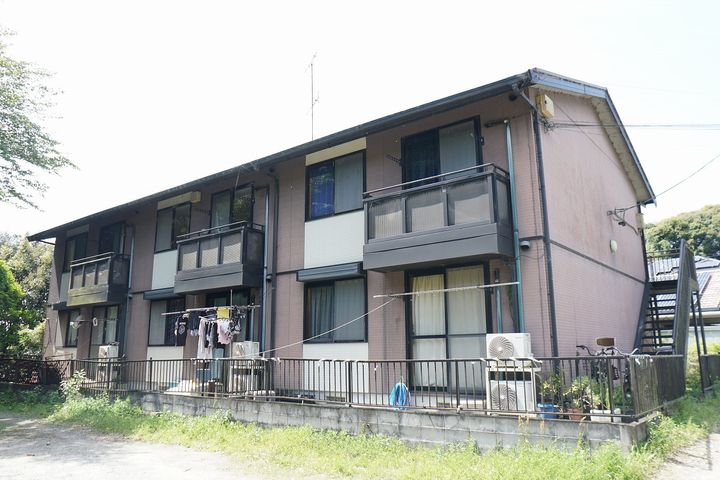 ミーテルーチェ村松203の外観