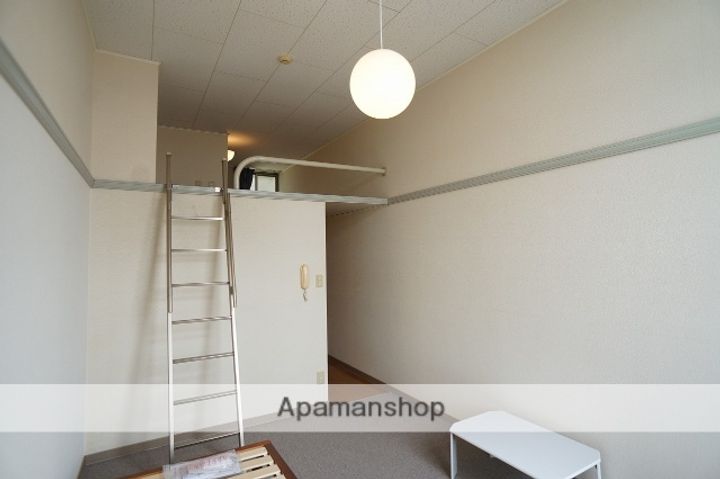 静岡県袋井市浅名の賃貸アパートの内装