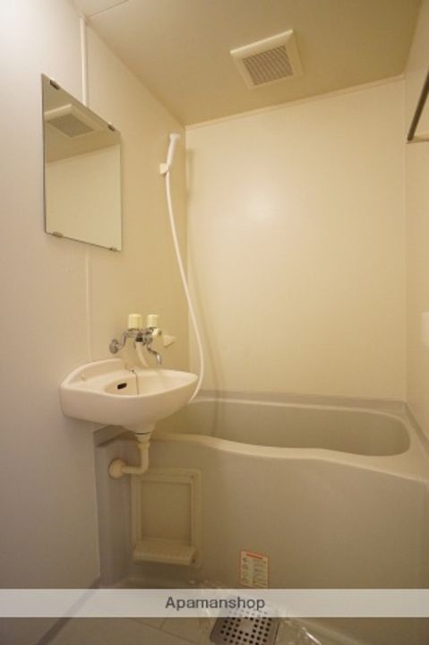 静岡県袋井市浅名の賃貸アパートの風呂