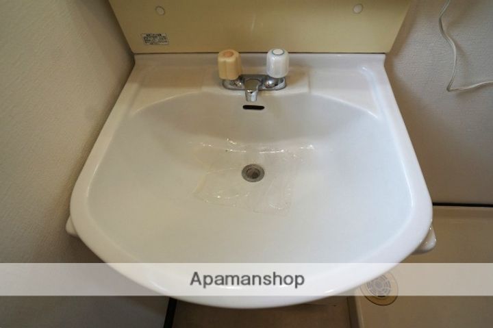 コーポ国府台の内装