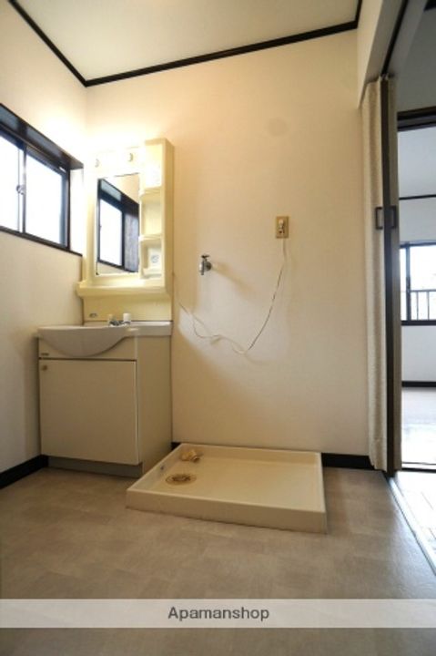 コーポ国府台の内装