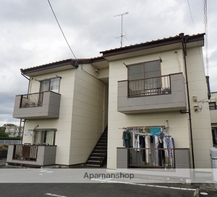 コーポ国府台の外観