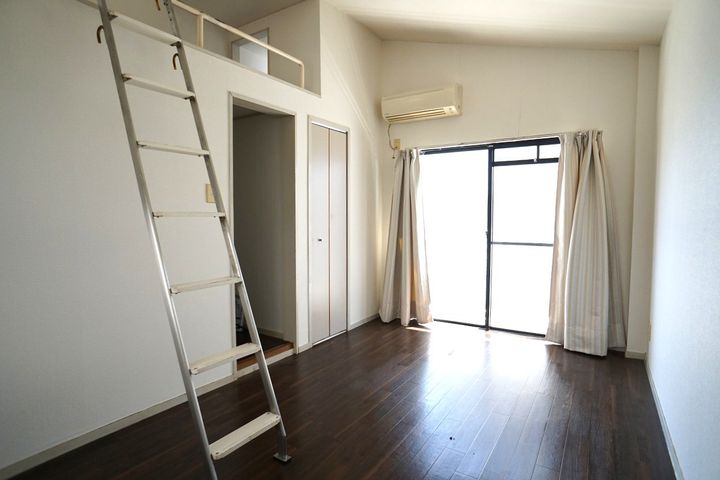 レリブ小池Ⅱの居間