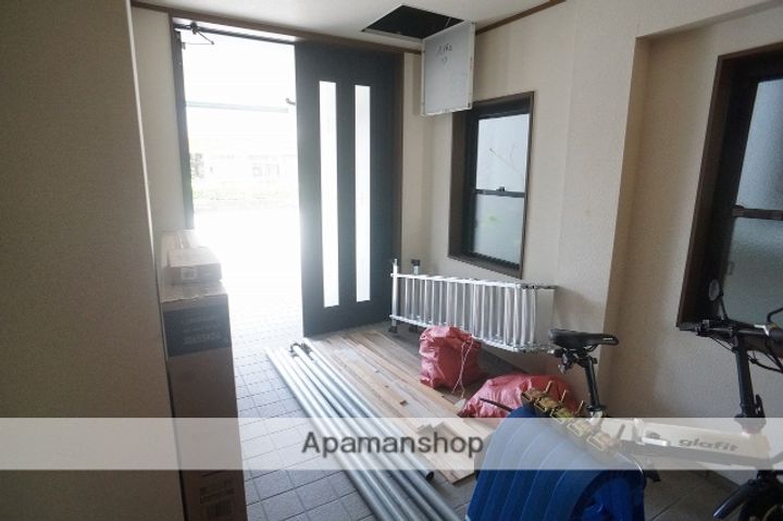 静岡県浜松市天竜区二俣町二俣(一戸建)の賃貸物件の玄関