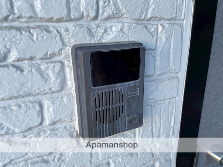 静岡県磐田市見付の賃貸アパートの内装