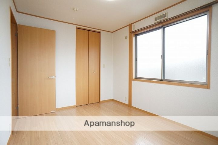 コート・ラフィーネのその他画像
