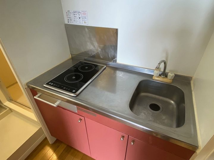 レオパレスネッスル小松のキッチン