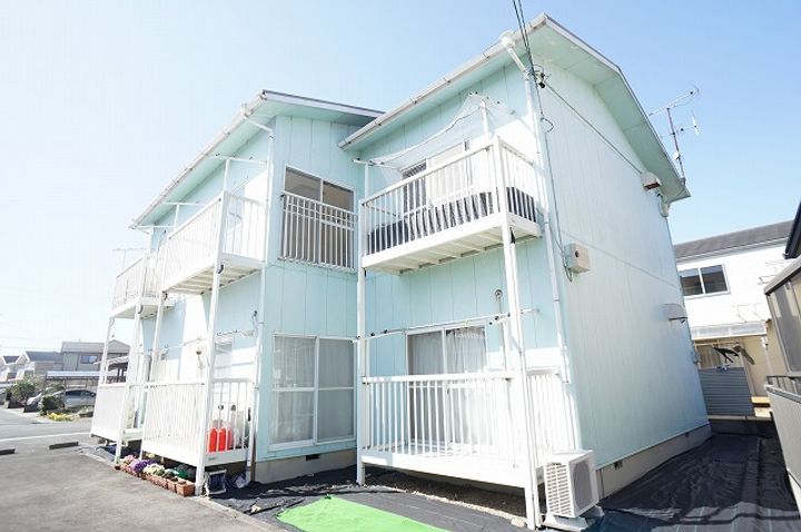 パールハウス203の外観